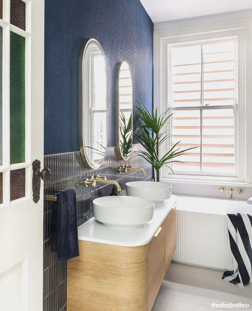 OTTI LED Noosa 900(H)x450(W) Gold Metal Frame Tuffi Mirror